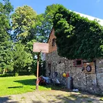U Strazaka Farm stay *
